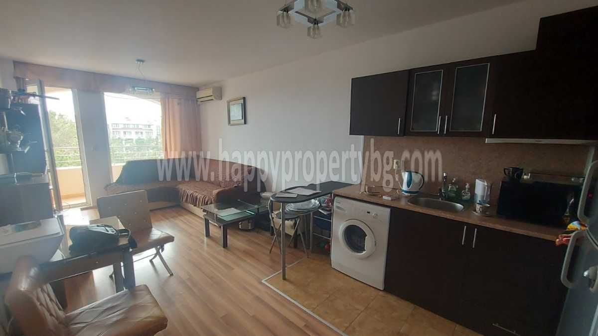 Продава се Двустаен апартамент в Поморие - 65 кв.м за 1139 €/кв.м - Снимка #3