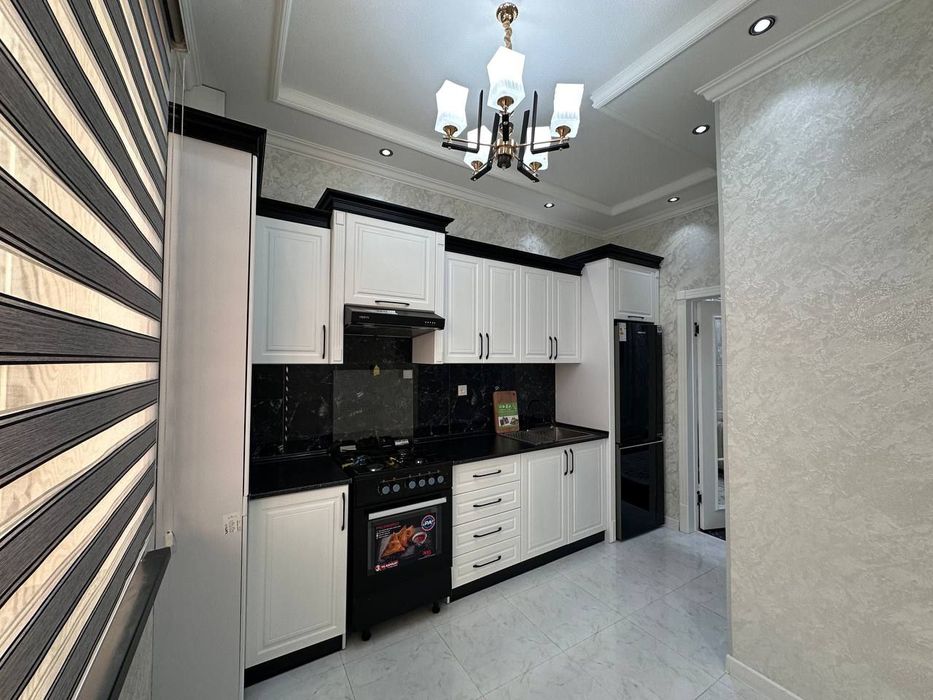 Новостройка супер ремонтом  5 комнатная