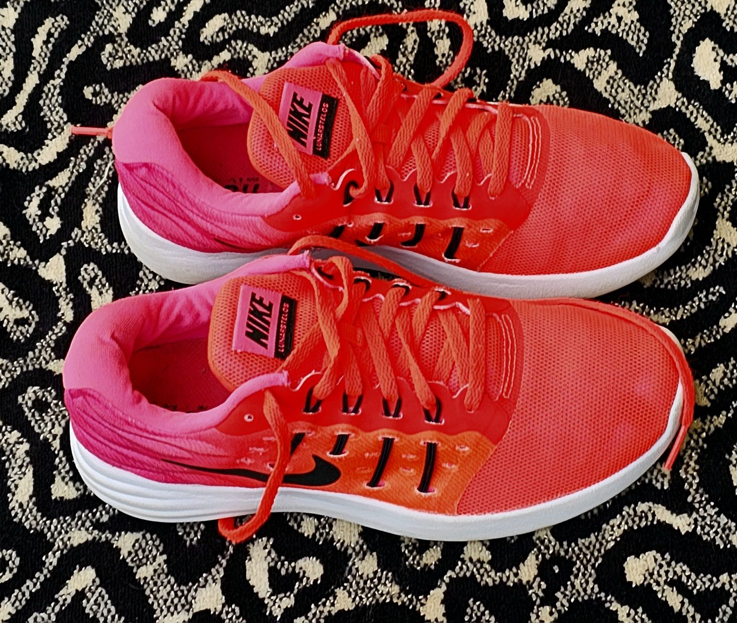 Nike  Lunarstelos Orange Pink white оригинални дамски сникърси 38