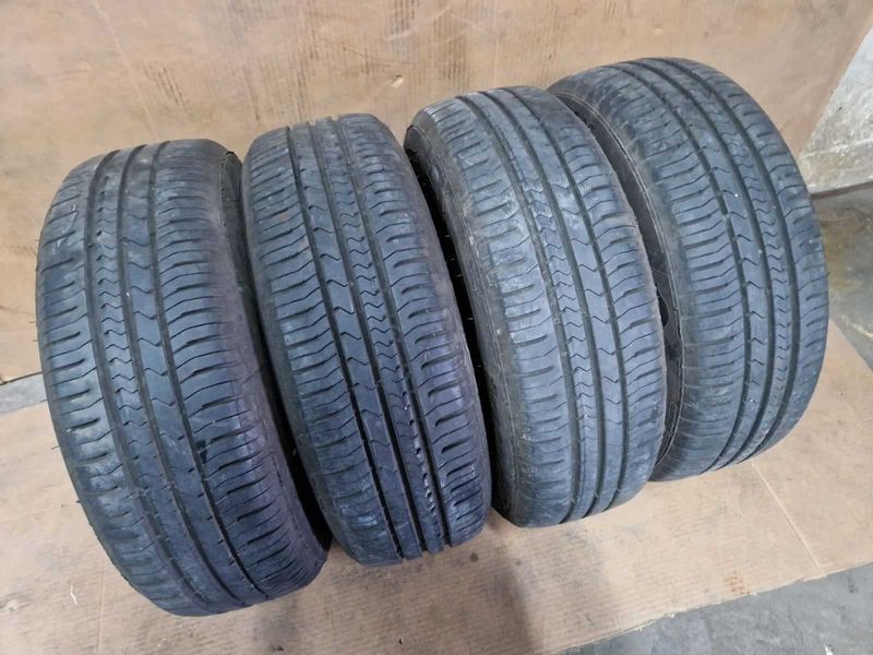 4 Starmaxx R15 185/65/ Pneuri de vară DOT2922