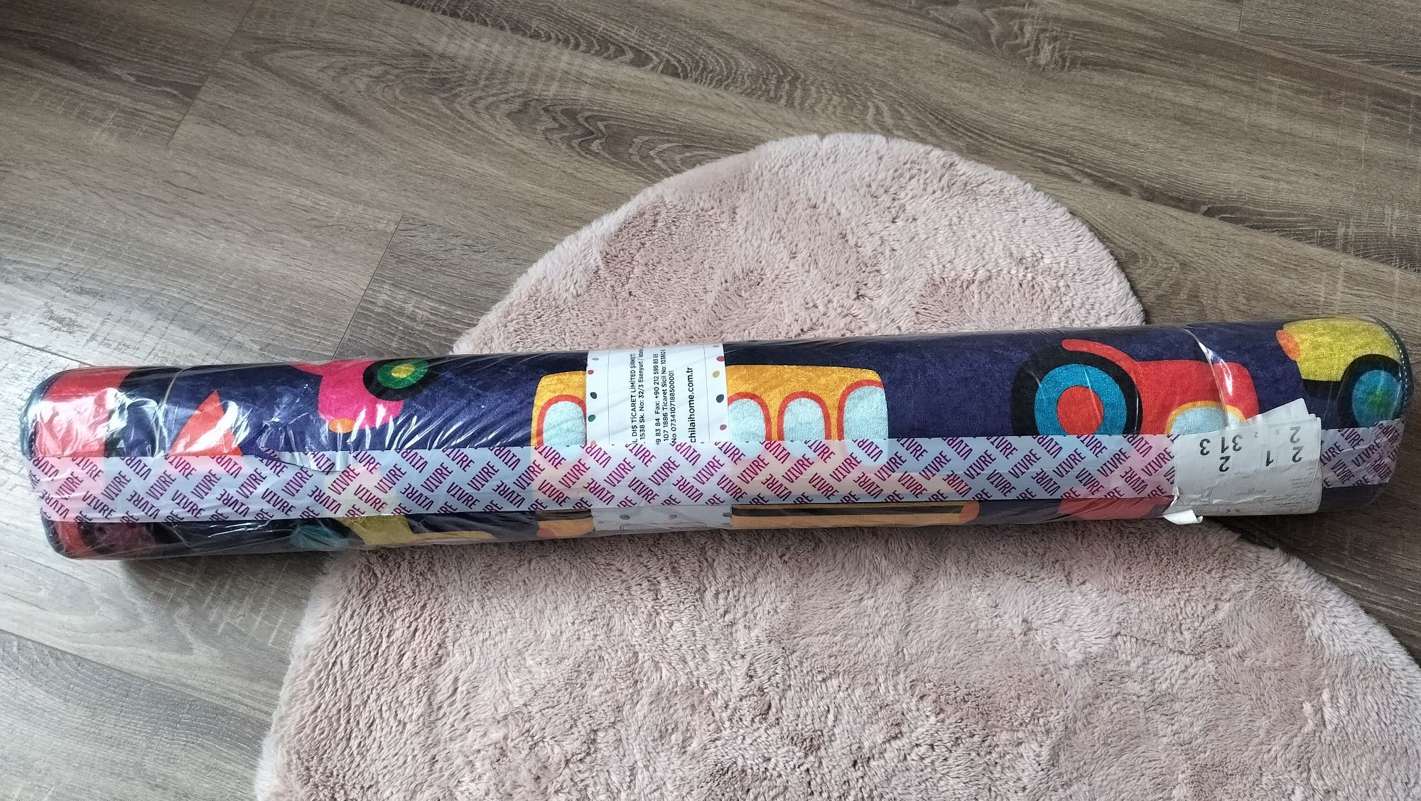 НОВ Детски килим 100/60 см, OEKO-TEX сертификат