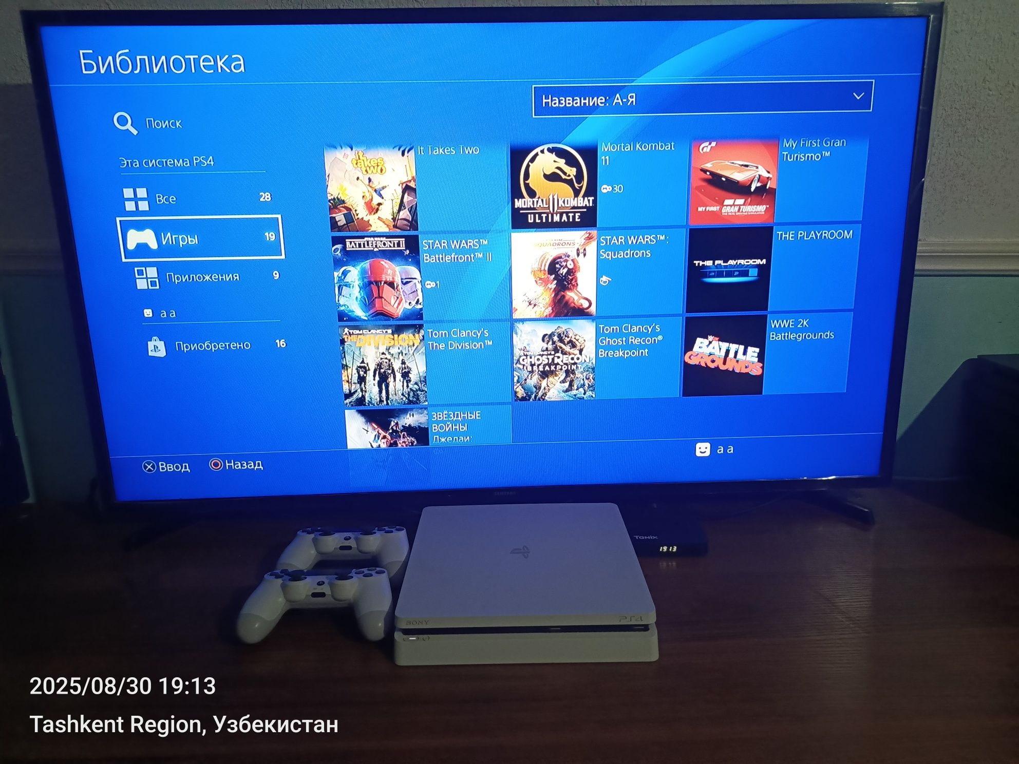 Ps4 slim white 1TB oficial versiya. 21 sotvolingan oyinlar+garantiya