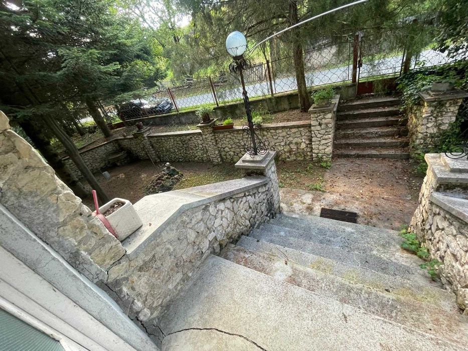 De vânzare casă cu teren intravilan – Roșia Nouă, jud. Arad