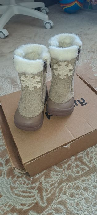 Детские зимние сапоги