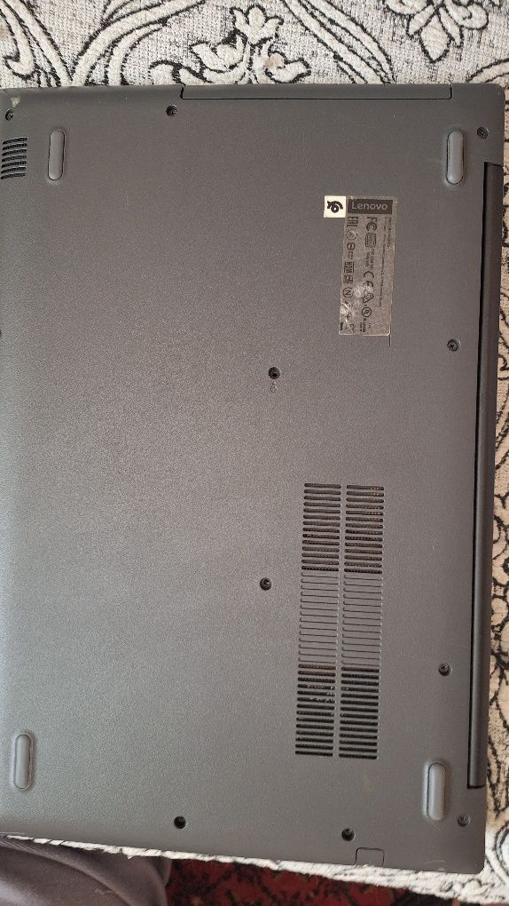 Notebook Lenovo ideapad 330