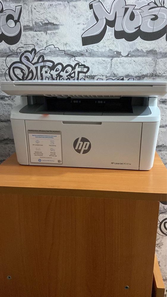 Принтер Hp laser jet m141w