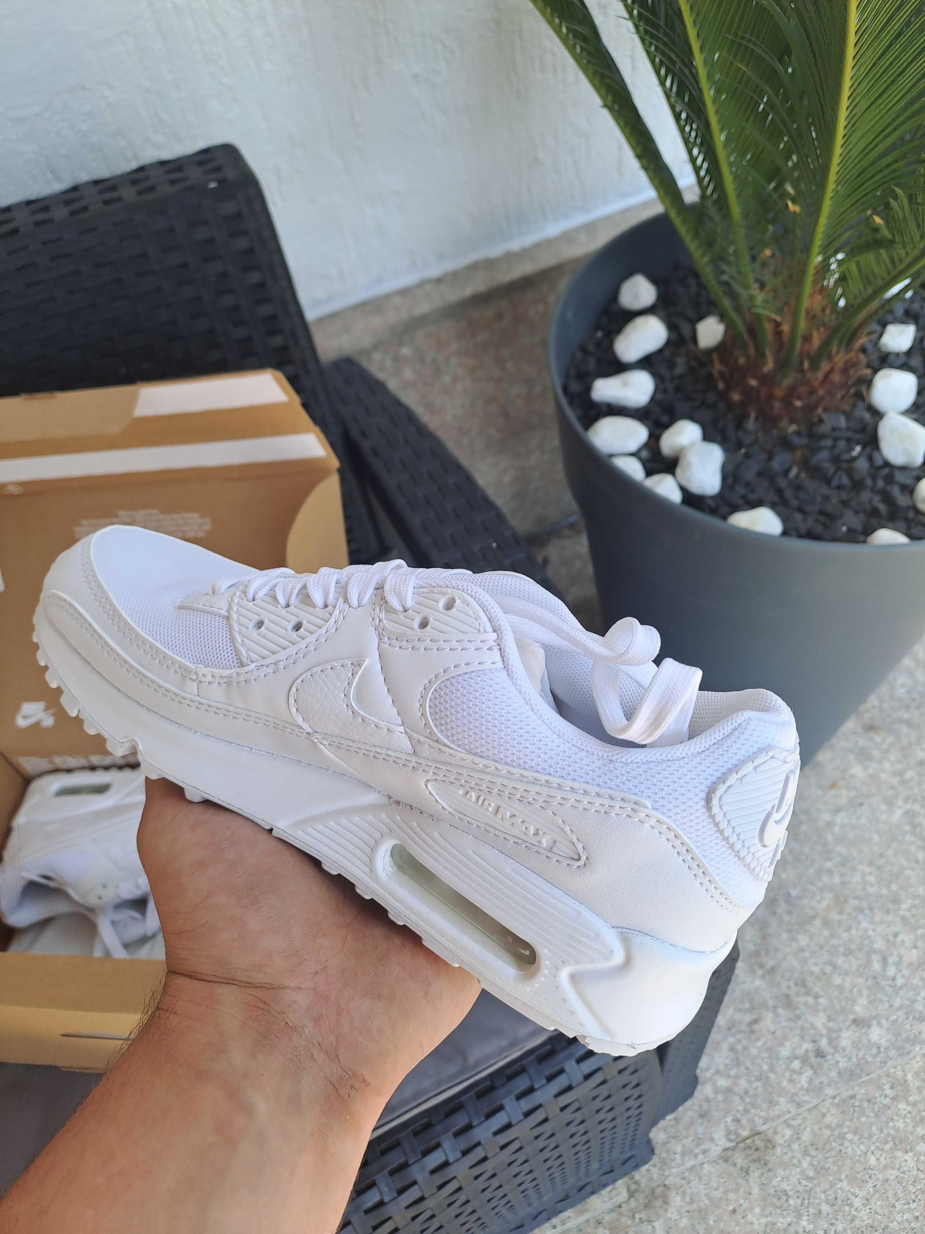 Nike Air Max 90 white