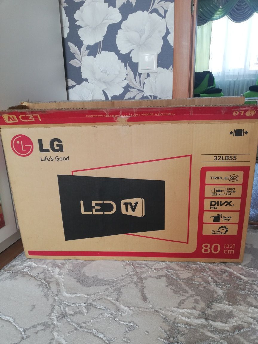 Продам телевизор LG 32lb552u