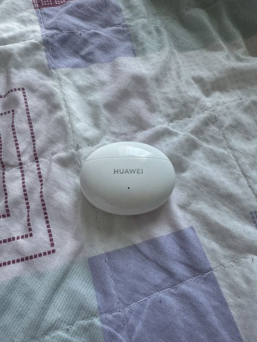 Наушники Huawei Freebuds 4i