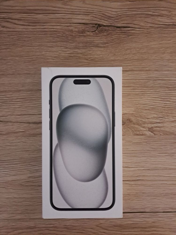 iPhone 15 Plus - закупен от магазин на Apple, Лондон