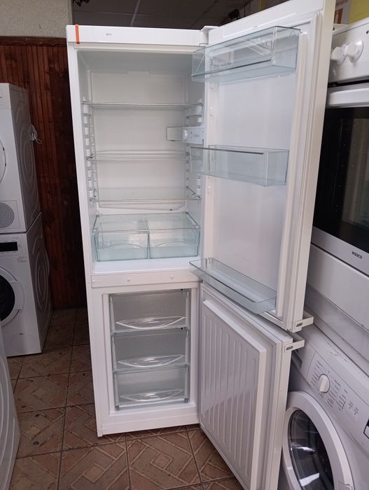 Комбиниран хладилник с фризер Миеле Miele с 2 години гаранция!