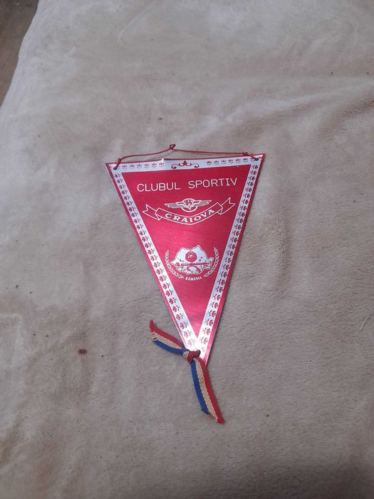 vand fanion fotbal Clubul Sportiv CFR Craiova