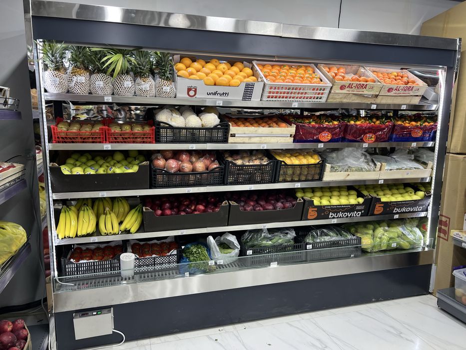 Витрина холодильник