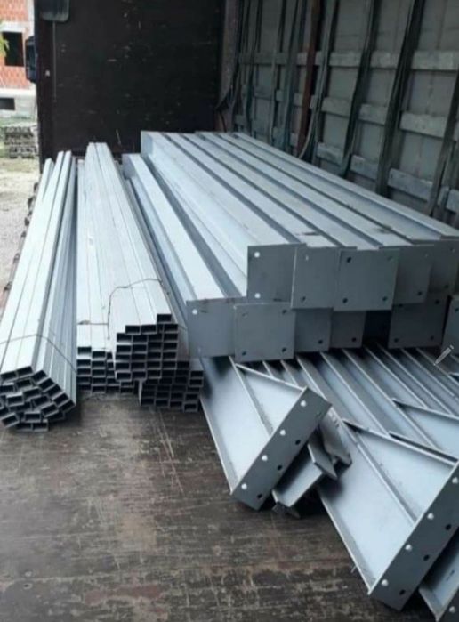 Confectionam structuri metalice in ateliere cu sudori profesionisti si