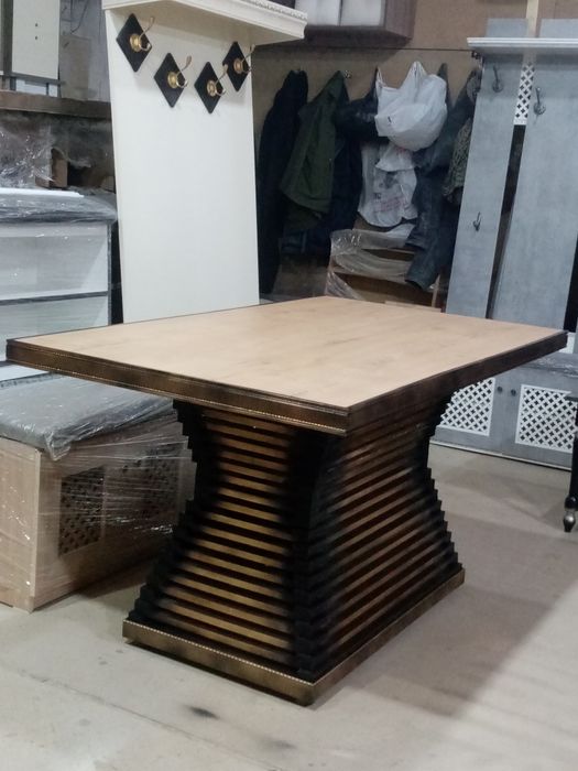 Продам новый стол!