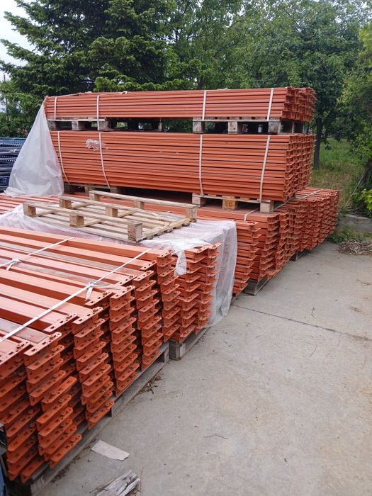Rafturi metalice de vânzare