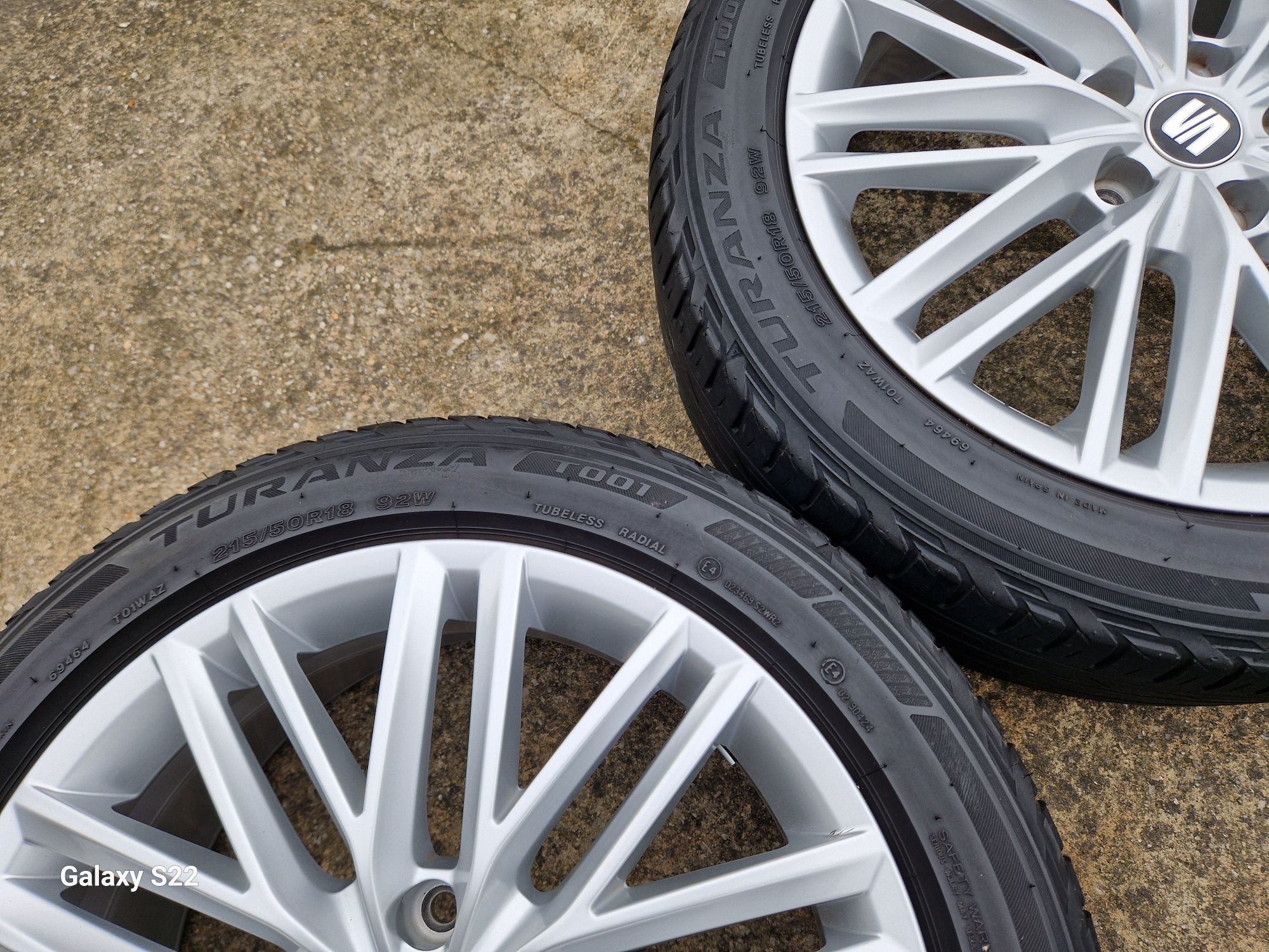 Jante Seat Ateca anvelope vara 215 50 18 Bridgestone