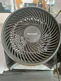 Ventilator "Honeywell" de birou