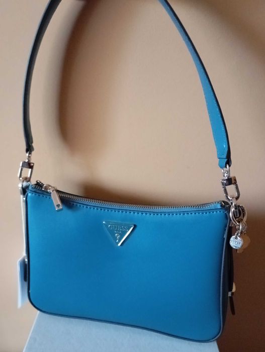 Чанта дамска Guess Daryna 2 Comp Satche HWVG94 93180. Нова.