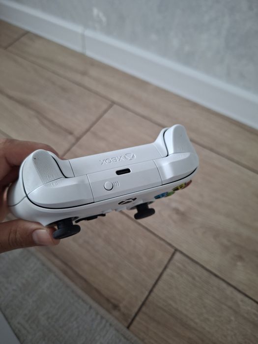 Продам Хbox S 512