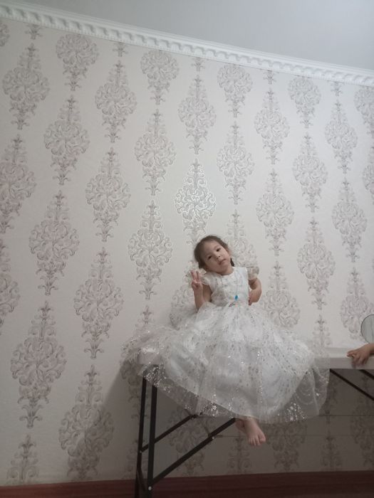 Платье с блестками