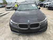 Dezmembrare BMW 7 G11/G12, far, capotă, bară de protecție, aripă