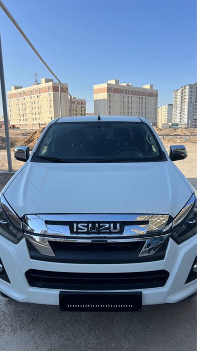 Сотилади Isuzu D-Max Oksus