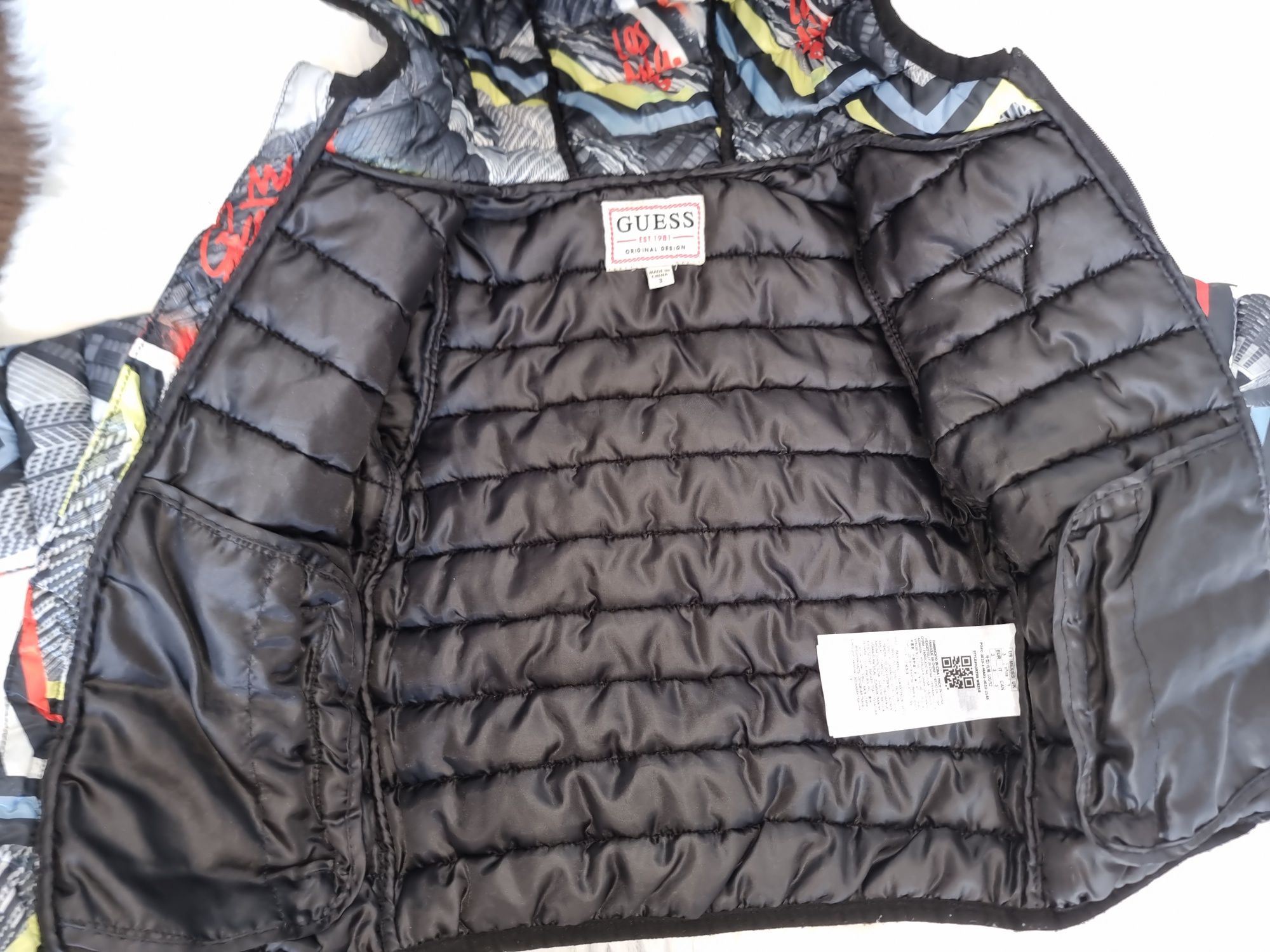 Детско яке GUESS