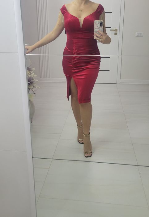 Vand rochite de gala