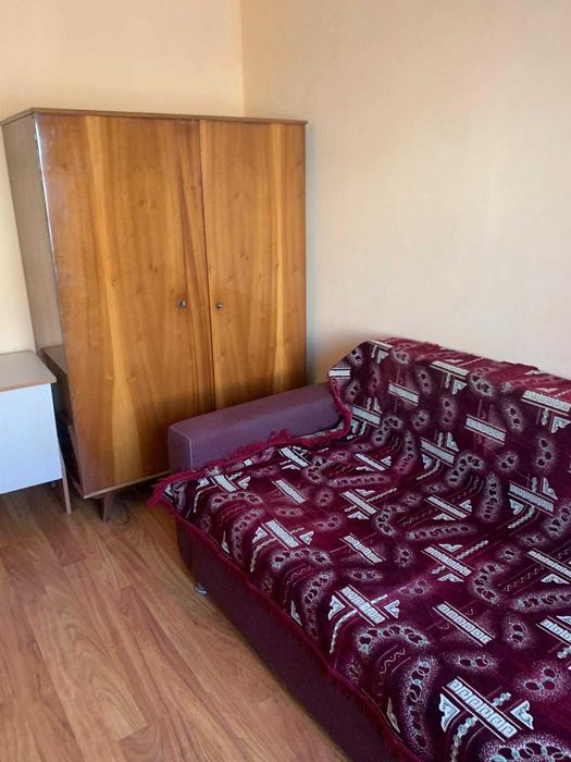 Inchiriez apartament 3 camere decomandate in Mun. Rm.Sarat_Jud. Buzau