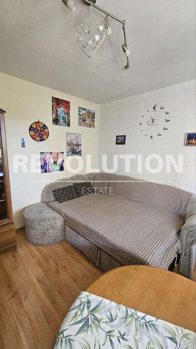 Тристаен апартамент в центъра на Варна!