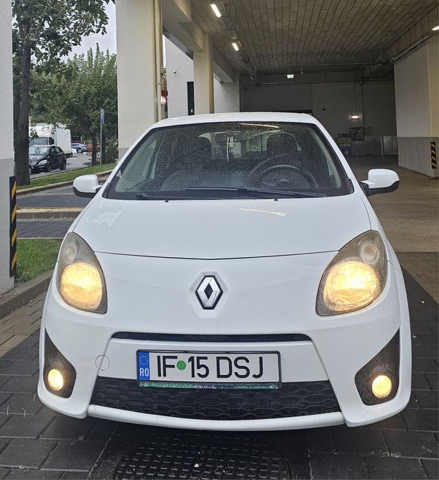 Vând urgent 1450e acte la zi proprietar in acte 170 de mi reali