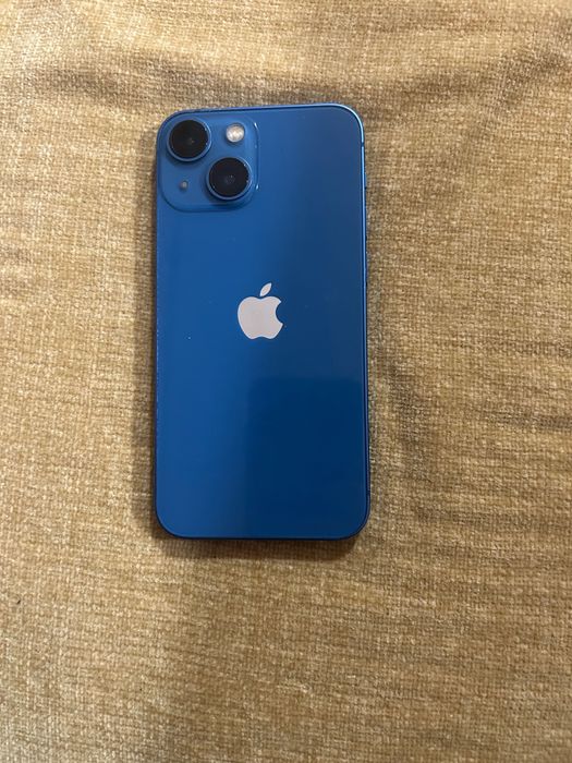 iPhone 13 mini в перфектно състояни