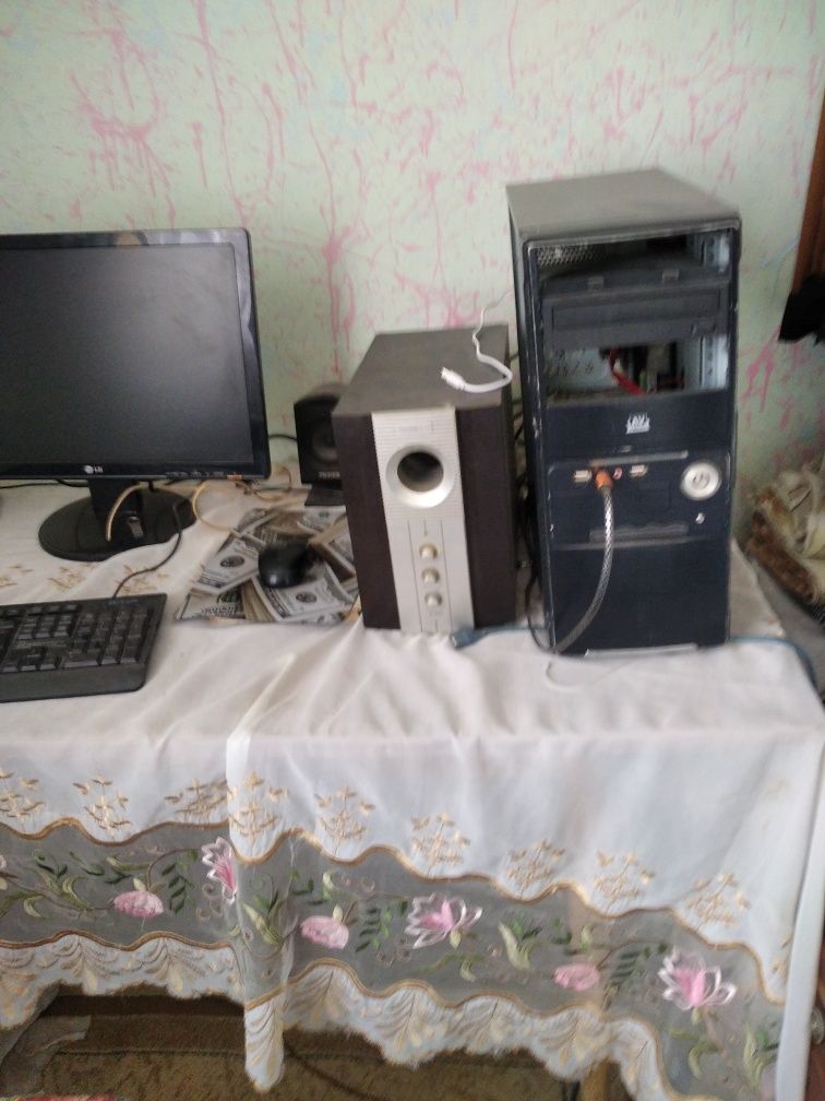 Продам компьютер