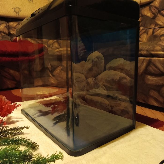 Аквариум 60л+цялостно обурудване