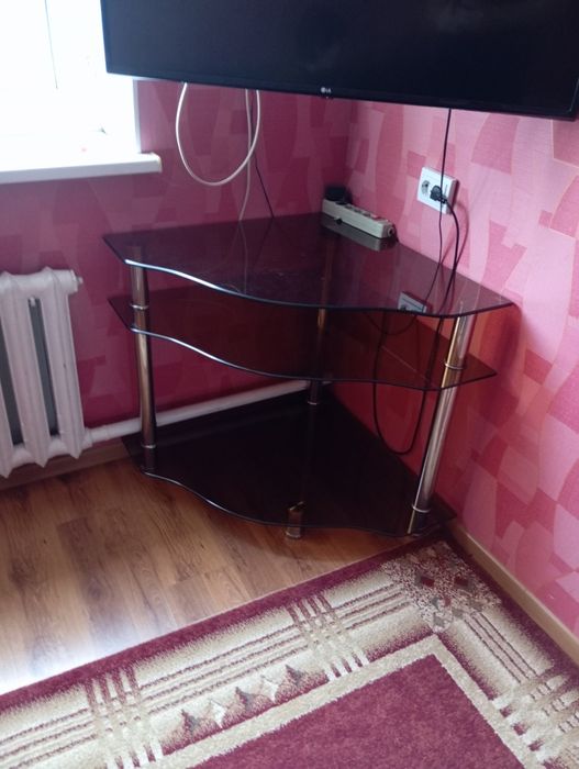 Подставка для телевизора