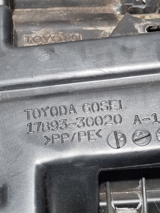 Carcasa filtru aer Toyota Land Cruiser J12 3.0 D - 4D 2002 - 2010 (1305) 1770530090