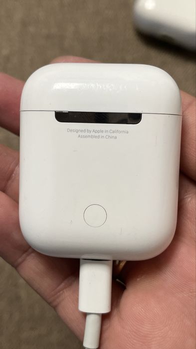 Продам кейсы от Airpods