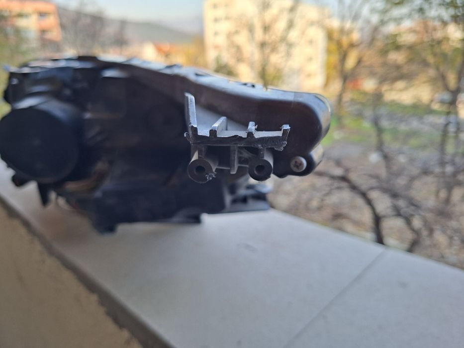 Десен фар MITSUBISHI Eclipse CROSS