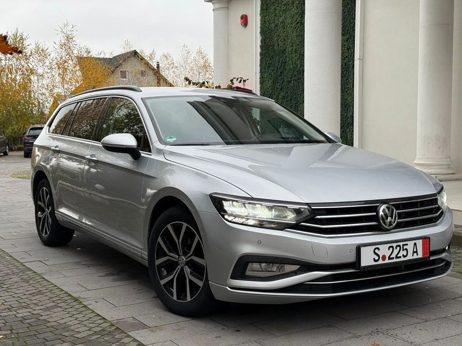 Volkswagen Passat 2.0 Tdi 150cp/ Digital Cockpit/ DSG/ Apple CarPlay/ Full LED / Head up