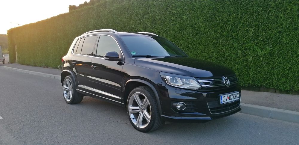 VW Tiguan R-Line