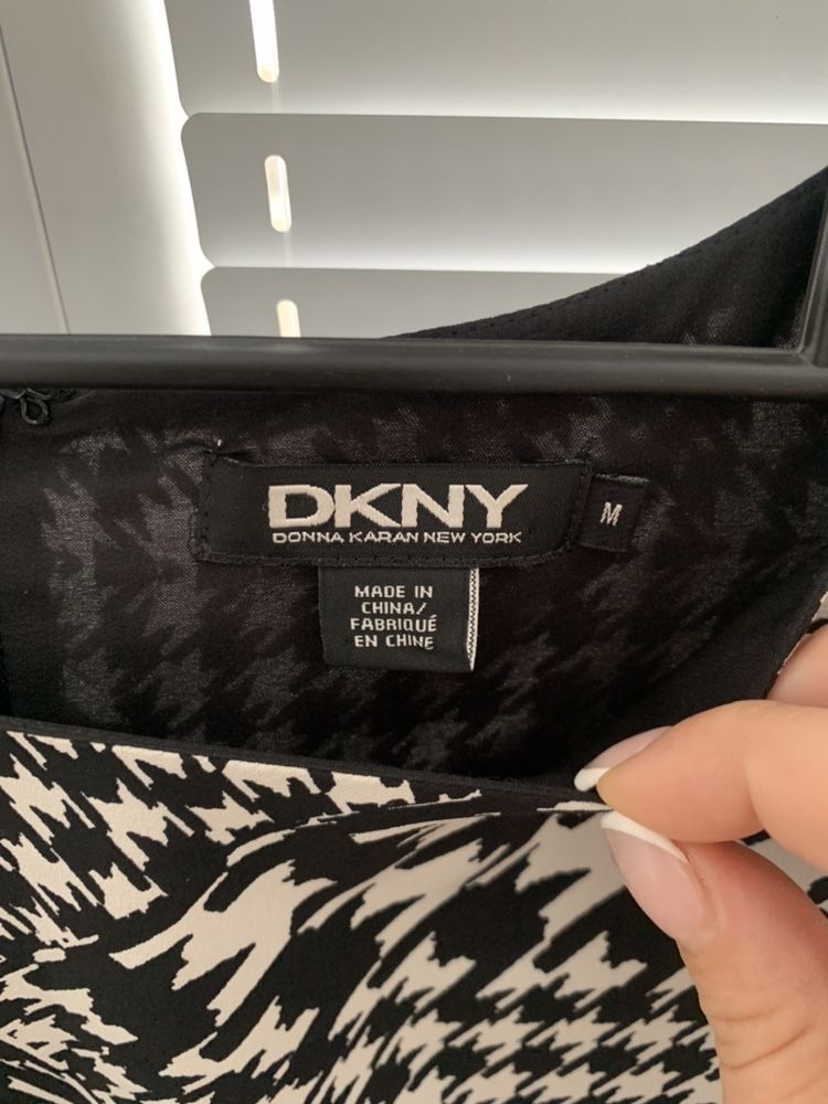 Рокли DKNY и бутикови