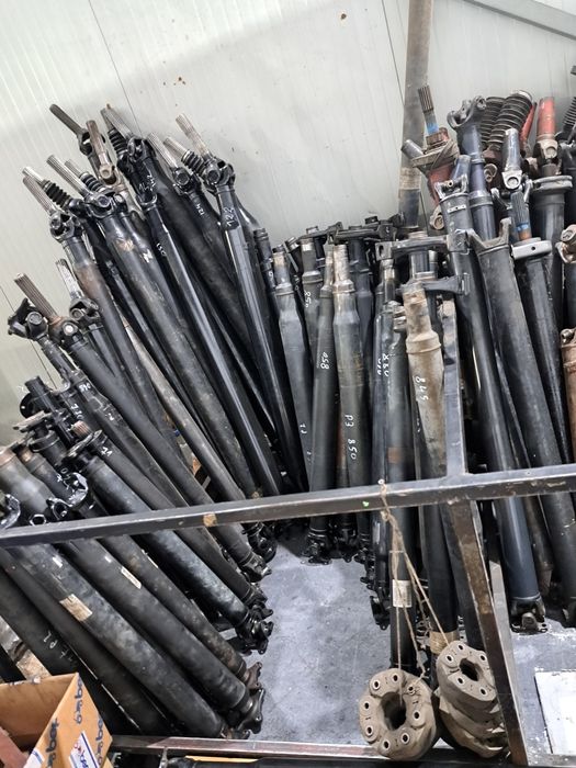 REPARATII CARDANE CAMIOANE noi interaxiale Lungimea 58, 68 72 .82 cm