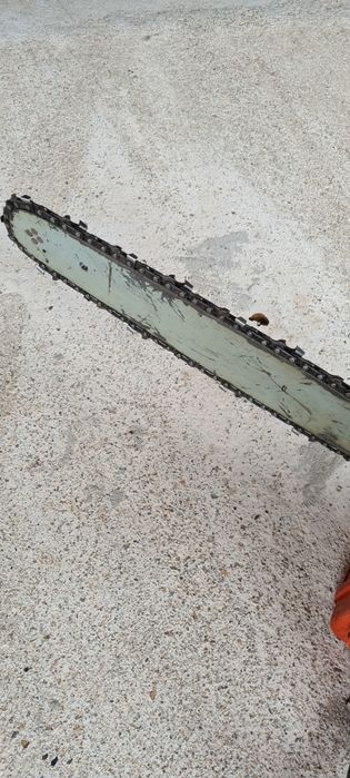 Drujba Echo Cs-303tes cu rezervorul fisurat