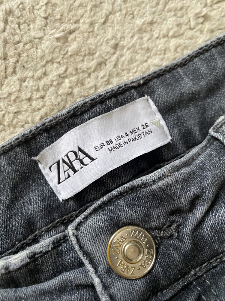 Livrare gratuita Jeans/Blugi Zara talie inalta marime 36-38
