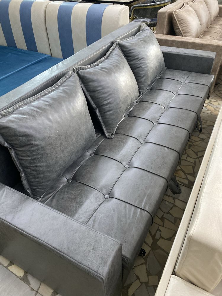 Divan myaxkiy mebel