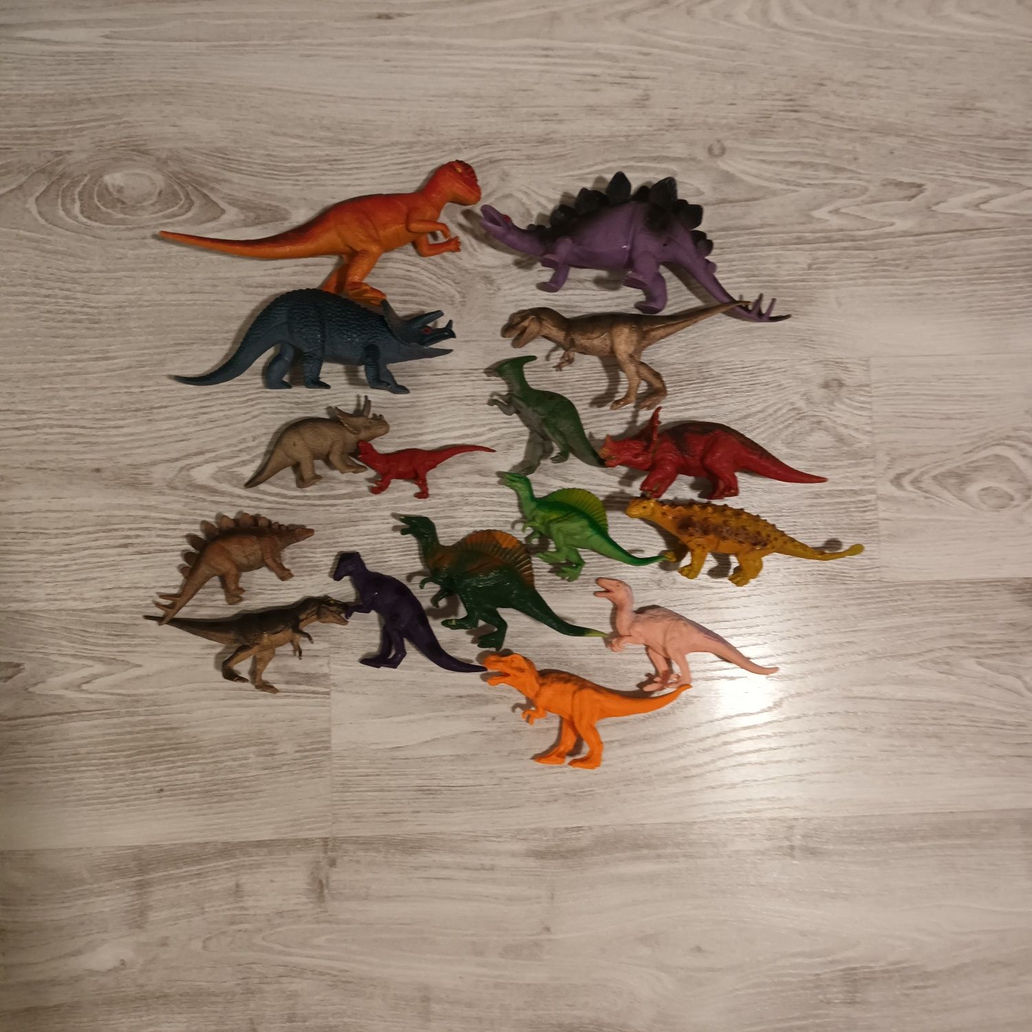 Dinozauri de jucărie