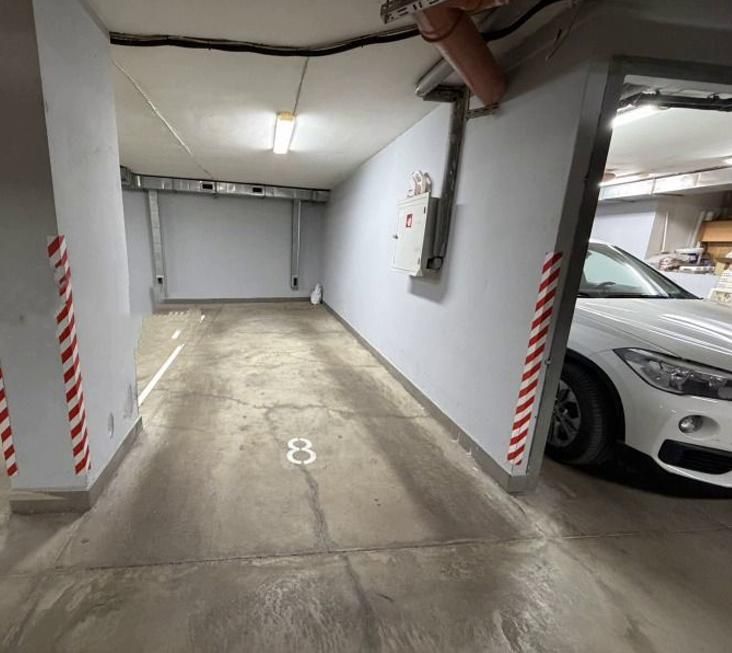 Продава се Четиристаен апартамент в София, Хиподрума - 168 кв.м за 2703 €/кв.м - Снимка #14