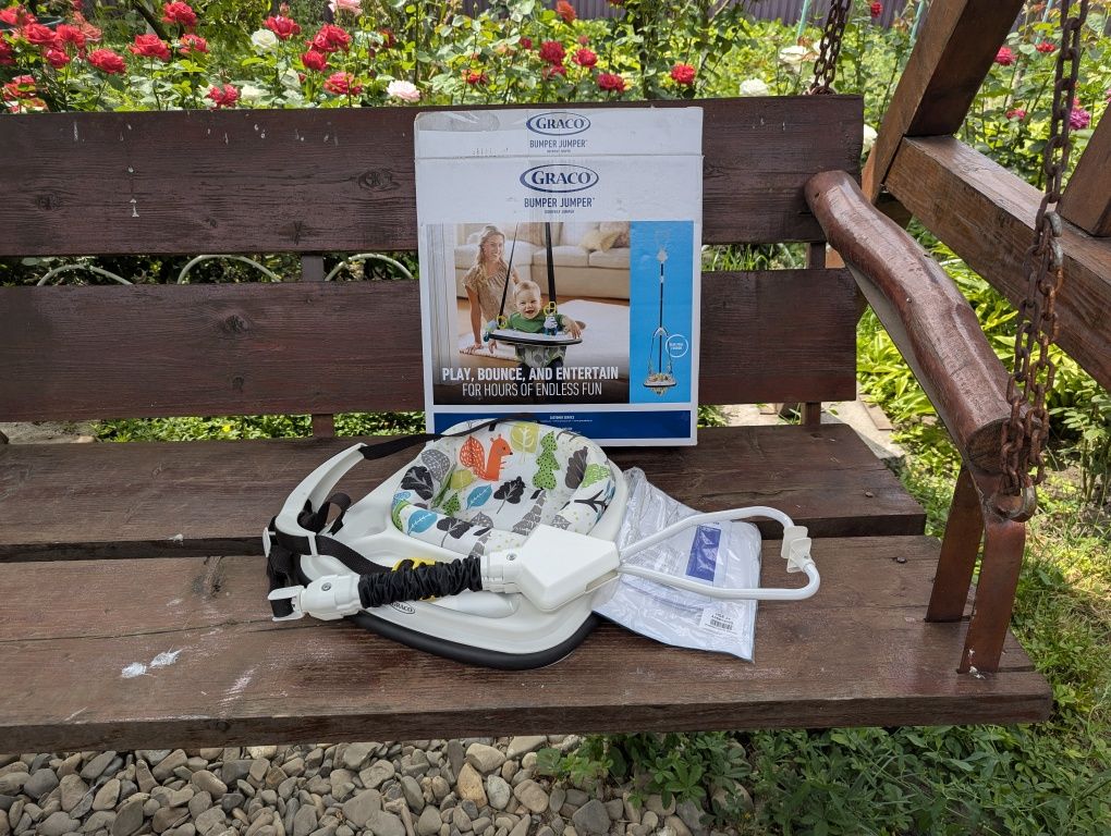 Vând Săritor bebe Graco Bumper Jumper