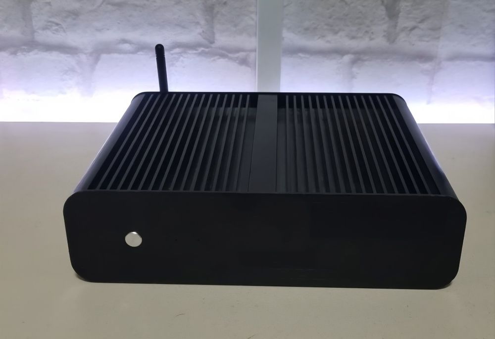 Mini Unitate PC Pasiva: i3 4130T/8GB RAM/SSD 120GB/WIFI/FANLESS